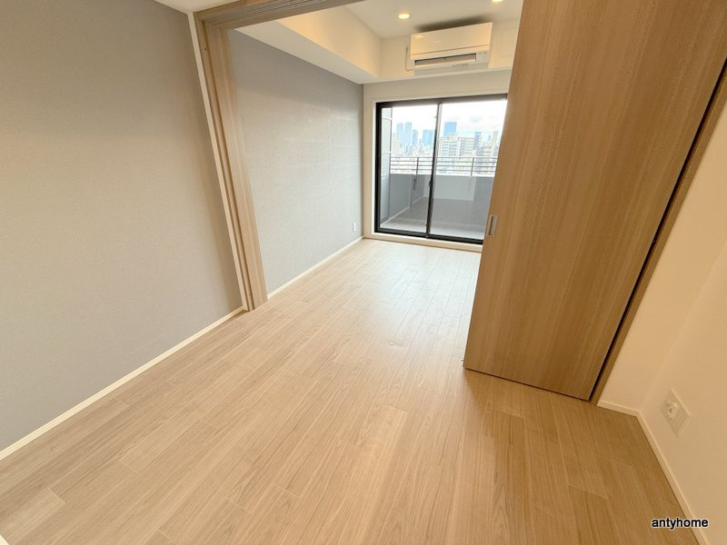 ザ・パークハビオ都島フロント　仲介手数料無料の居間・リビング