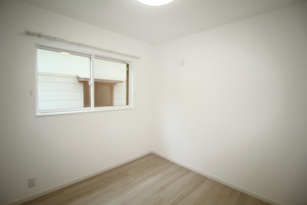 高須３丁目　新築戸建　の洋室|2Ｆ　北の部屋　4.5帖