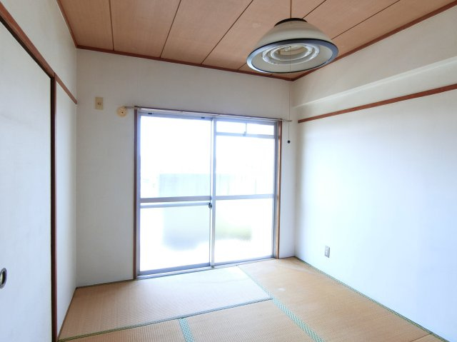 ハイツブライトの和室