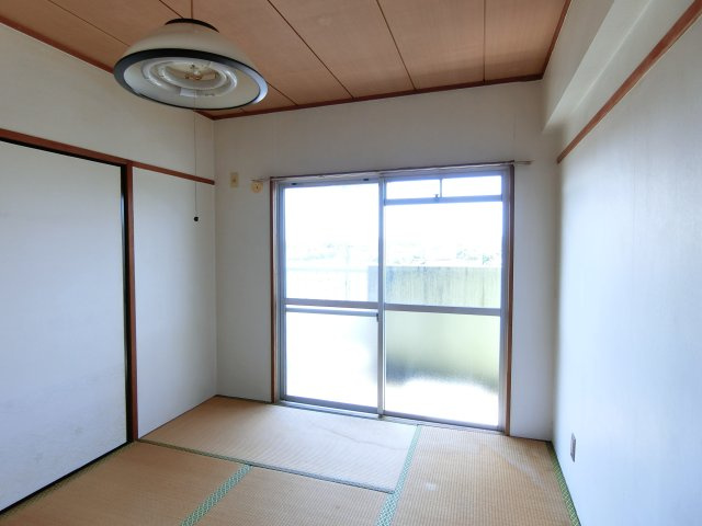 ハイツブライトの和室