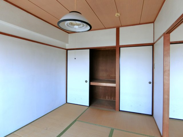 ハイツブライトの収納