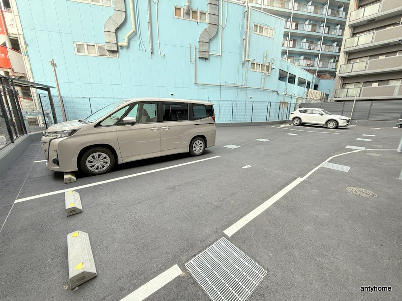 ザ・パークハビオ都島フロント　仲介手数料無料の駐車場