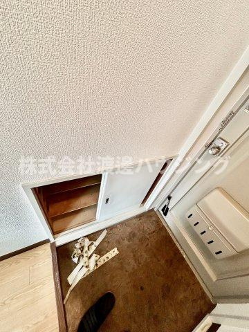 クローバーメゾン千里山のその他|下駄箱付き