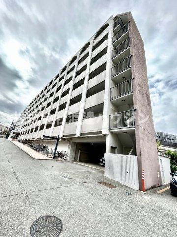 クローバーメゾン千里山の外観