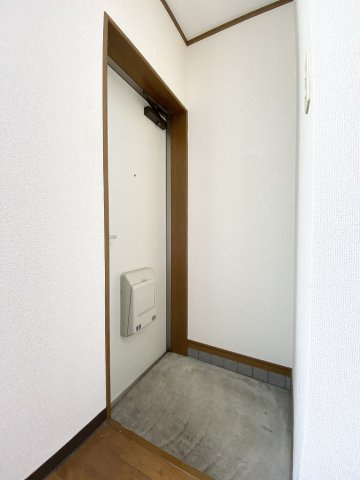 KESハイム中延の玄関