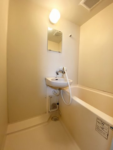 KESハイム中延の浴室