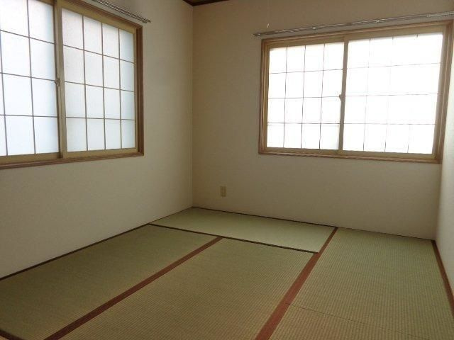 レジデンスまほろばＧ棟の和室