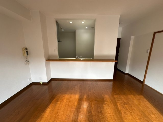 シティコーポ春里のキッチン|会話が弾む楽しい空間♪