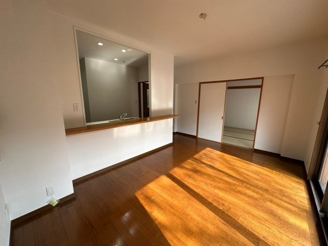 シティコーポ春里のダイニング|食事ができるスペースを確保し家族みんなで楽しい食事の時間を過ごせます♪