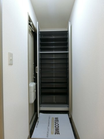 メゾンリヴェール　C棟の収納