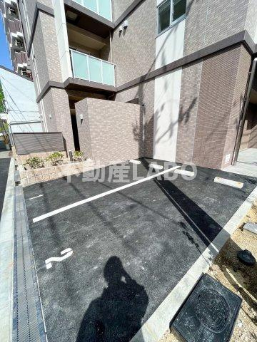 アバンティ大阪ドームシティの駐車場