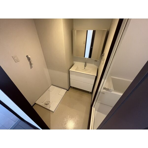 ハウゼケイ魚崎のバルコニー