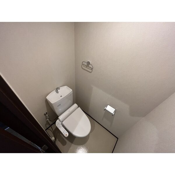 ハウゼケイ魚崎のトイレ