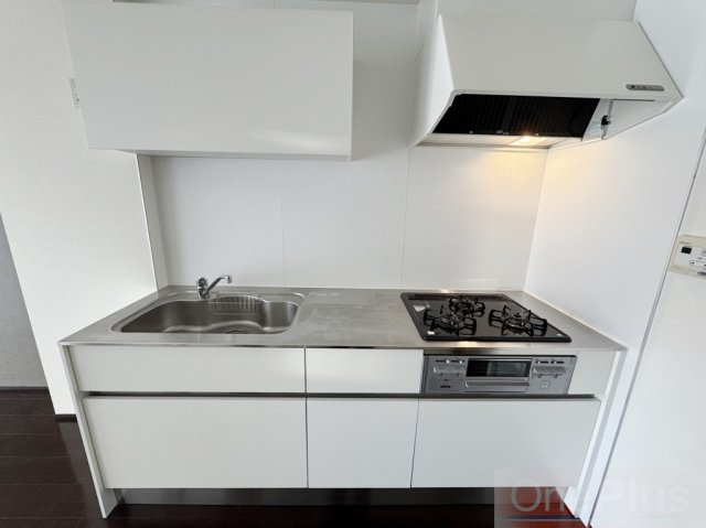 ハウゼケイ魚崎のキッチン