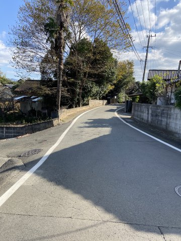 【前面道路含む現地写真】 | 菊池郡大津町杉水2453 | ☆左折すると物件がございます☆