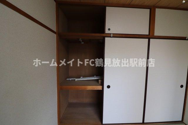 東大阪市稲田本町２丁目の賃貸マンションの収納