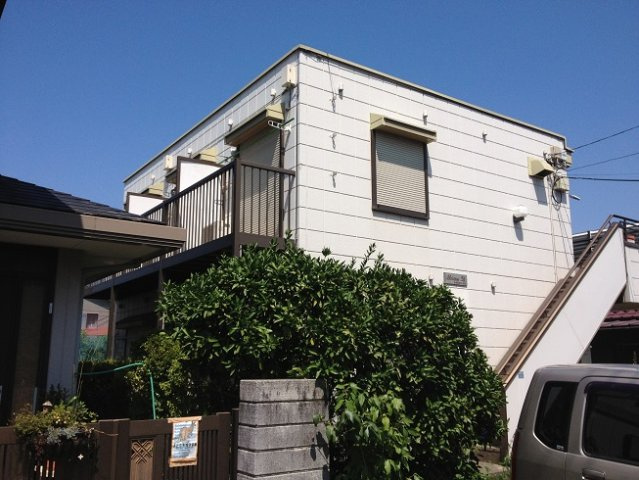 小金井市緑町３丁目のアパートの外観