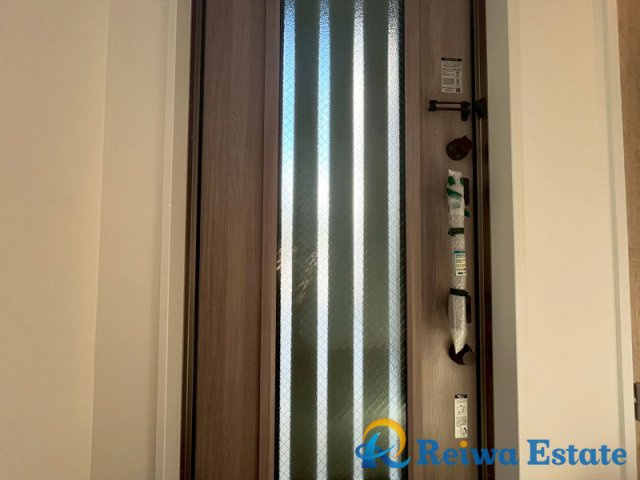 新築戸建　茅ヶ崎市円蔵2丁目の玄関