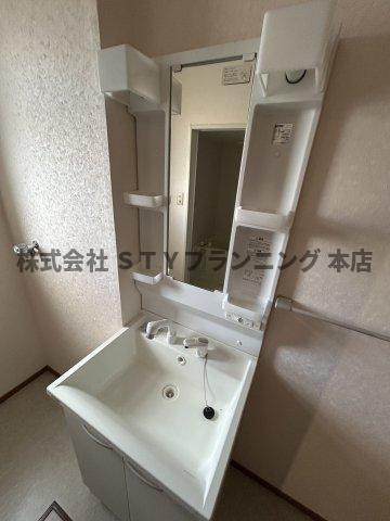 仲介手数料０円！プロヴァンスの独立洗面台