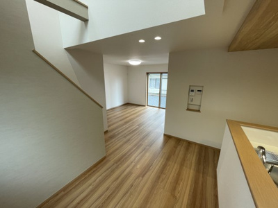 【居間・リビング】