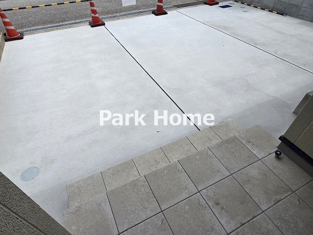 高知市高須3丁目　戸建て物件の駐車場