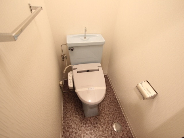 コーポ西旭のトイレ|トイレもきれいです