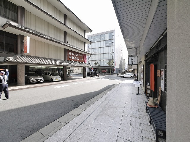 アルファグランデの周辺