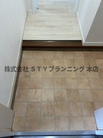 仲介手数料０円！箕ノ手ハイツCの玄関