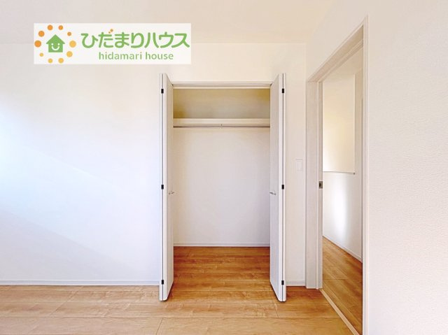 【収納】 | 坂東市沓掛23-P1　新築戸建　15号棟 | 全室にクローゼットが付いていて、お部屋の住空間もスッキリ広々つかえそうです(^^)/