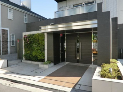 【エントランス】 | GENOVIA中野野方greenveil