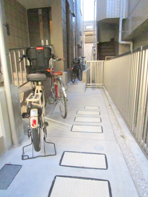 コントレイルのその他|自転車置き場