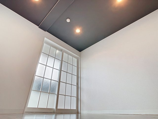 メゾン横山の洋室