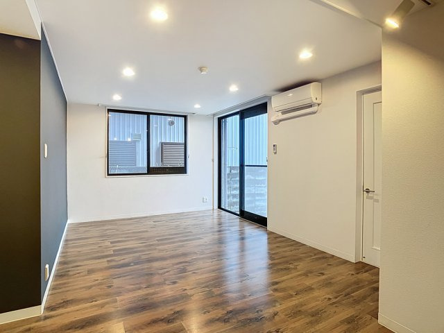 メゾン横山の居間・リビング