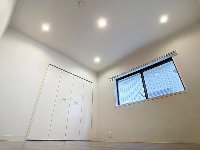 メゾン横山の洋室