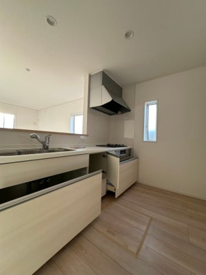 【キッチン】 | Cradlegarden名古屋市緑区諸の木第1全2棟＜新築一戸建て | キャンペーン対象物件です♪詳細は弊社ホームページもしくはスタッフまでお気軽にお問合せ下さいませ♪ お役に立てる自信があります♪