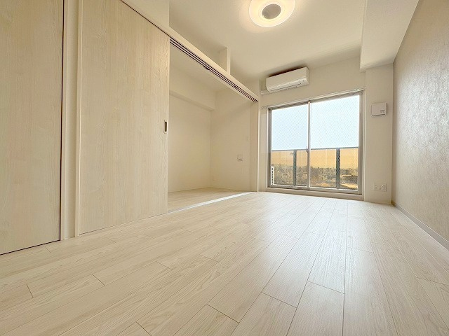 プレサンスNEO上新庄PRIMECRUISの居間・リビング