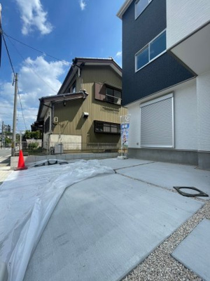 【駐車場】 | Twrrechez名古屋市天白区元八事1期全1棟＜新築一戸建 | 新春最強キャンペーン対象物件です♪詳細は弊社ホームページもしくはスタッフまでお気軽にお問合せ下さいませ♪ お役に立てる自信があります♪