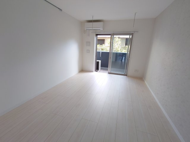 シャ・ノアール大成町の居間・リビング