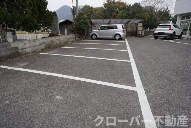 古川ビルの駐車場
