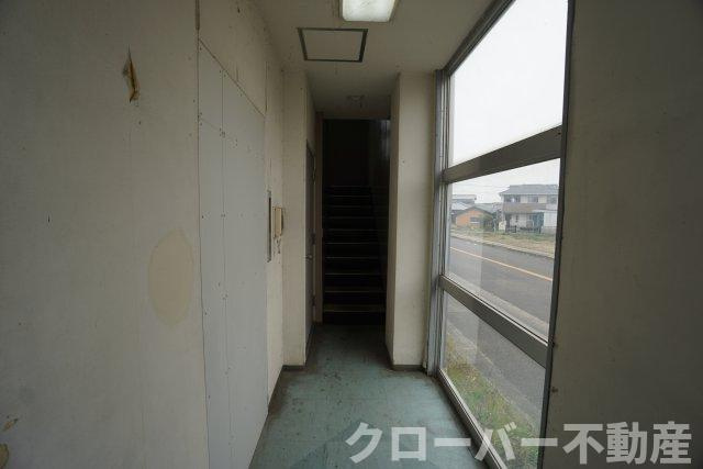 古川ビルのエントランス