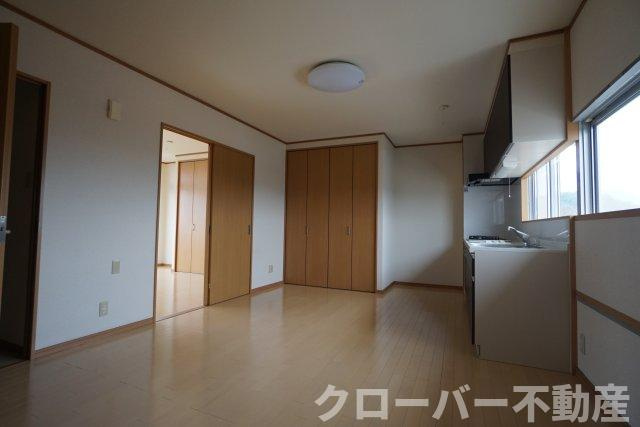 古川ビルの居間・リビング