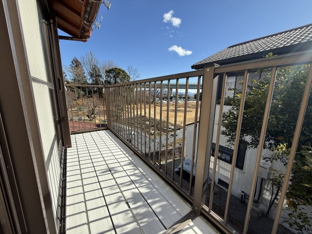 中古戸建　富士市入山瀬　（４DK）のバルコニー
