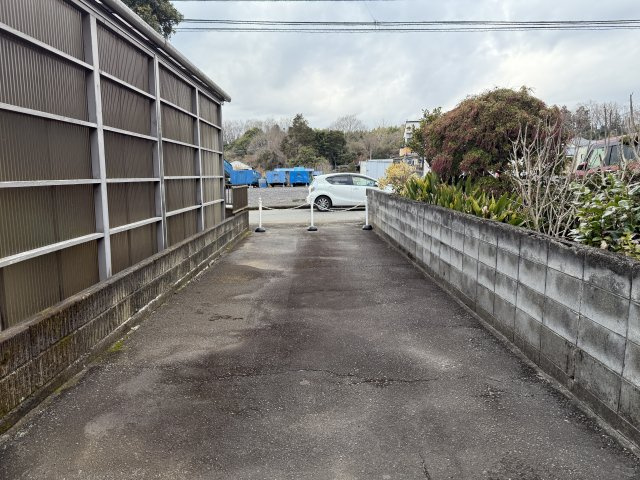 中古戸建　富士市入山瀬　（４DK）の駐車場