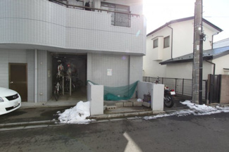 【その他共用部分】 | 敷地内ゴミ集積所
