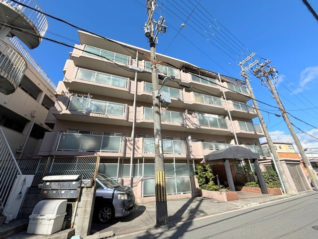 第1パールマンションの外観