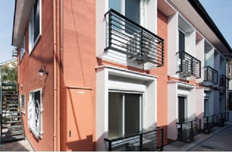 府中市朝日町１丁目のアパートの外観