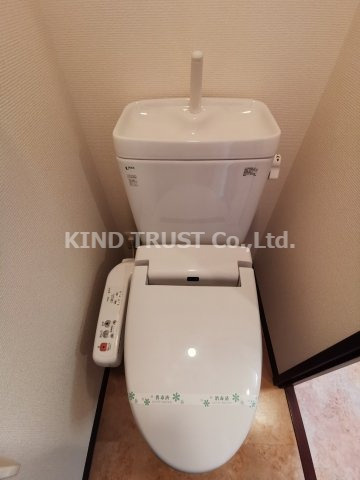 ビエラコート天神橋のトイレ|ゆったりとした空間のトイレです