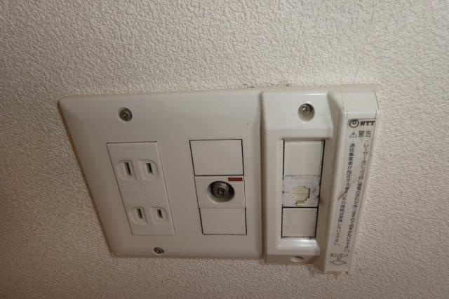 倉敷市中庄のアパートのその他共用部分|ＴＶジャック・電話モジュラー