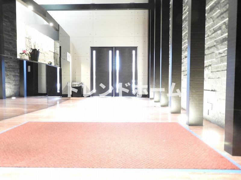 S-RESIDENCE北浜のエントランス|選べる家電プランあり！！