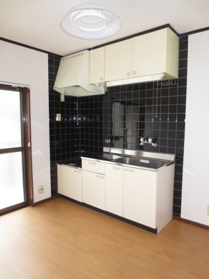 【キッチン】 | アーバンコート上牧